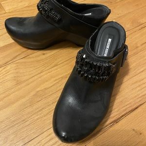 Vera Wang shoes brand new